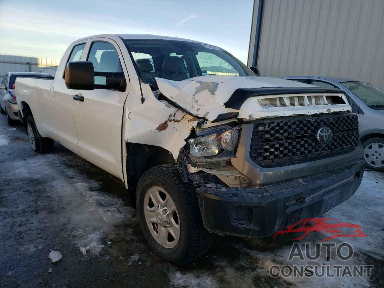 TOYOTA TUNDRA 2018 - 5TFCY5F15JX023737