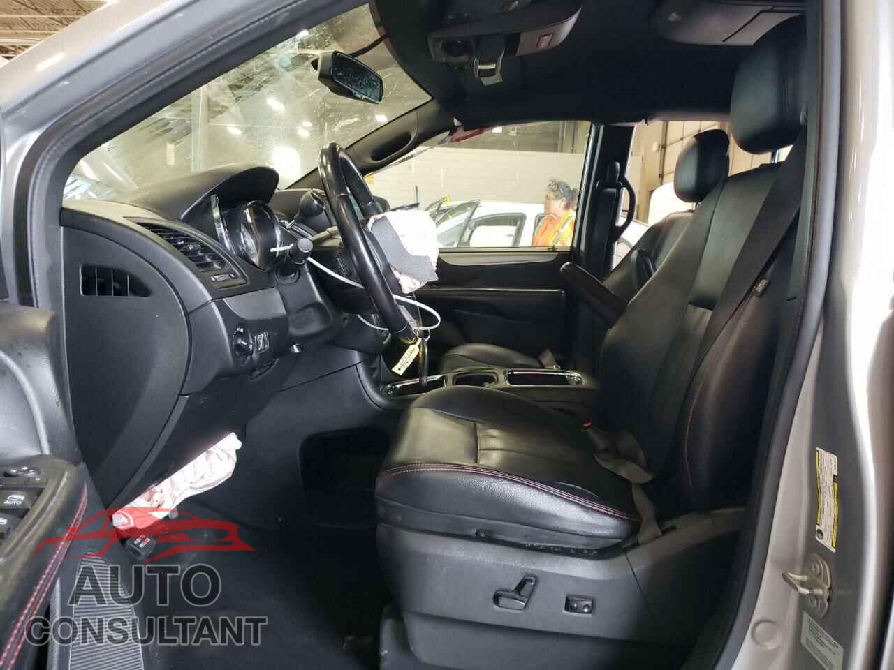 DODGE CARAVAN 2017 - 2C4RDGEG4HR847616