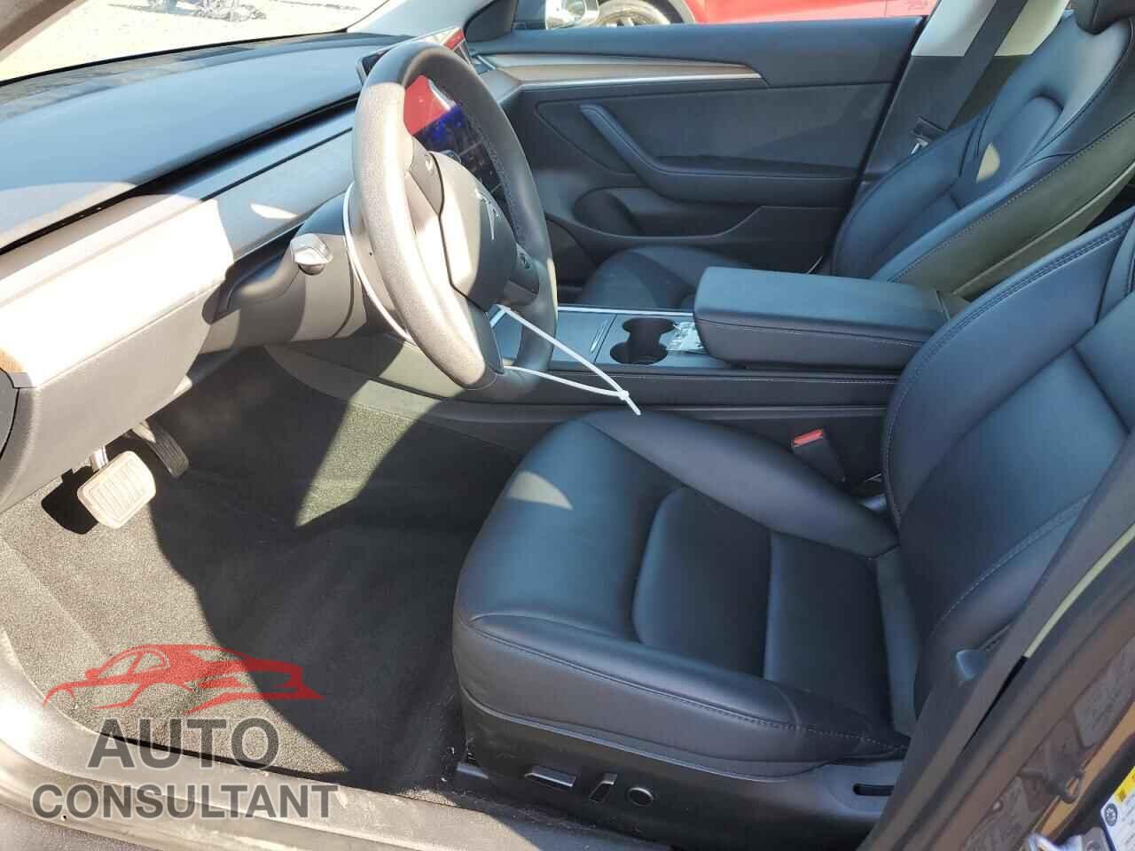 TESLA MODEL 3 2023 - 5YJ3E1EA7PF646931