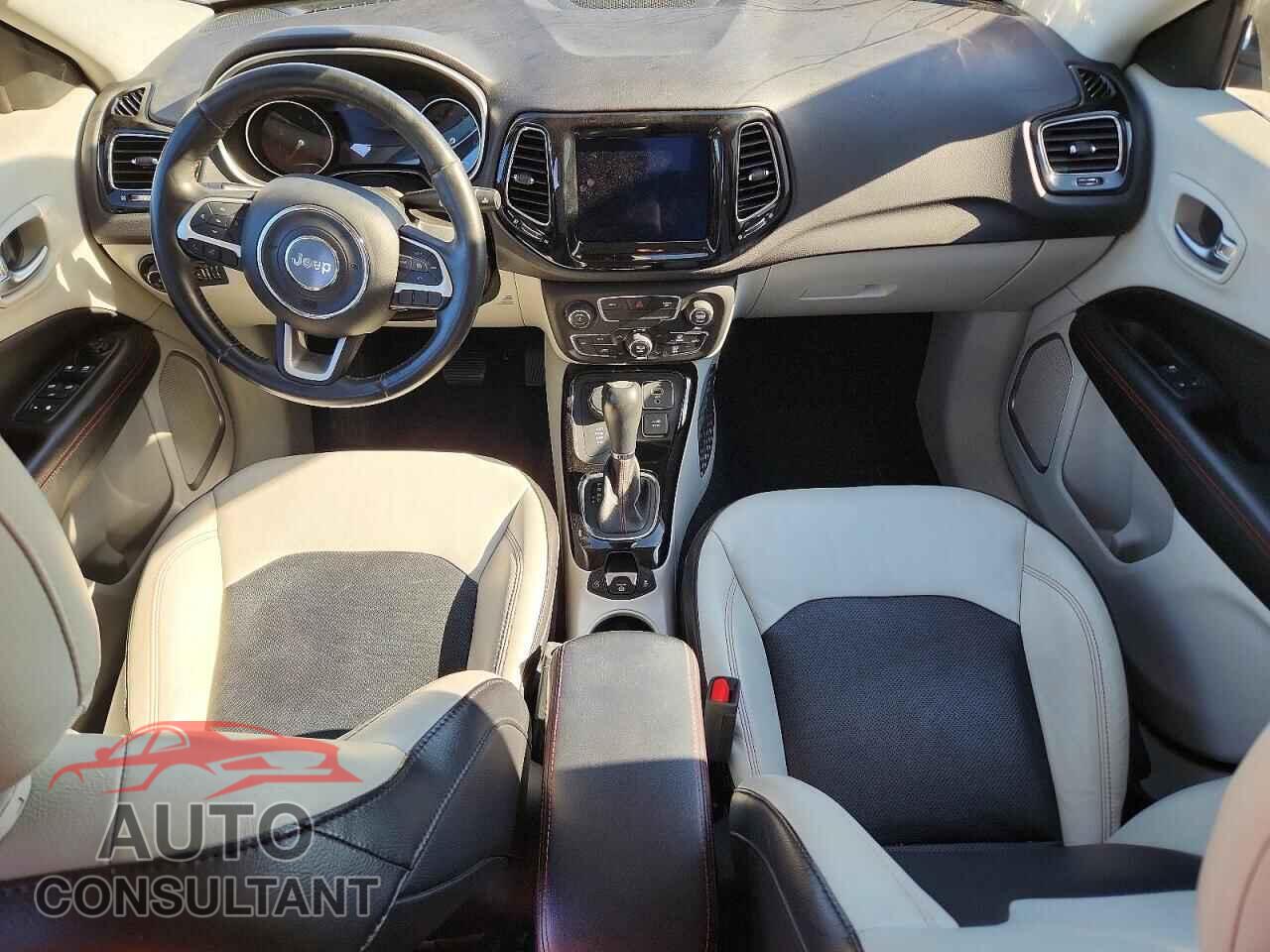 JEEP COMPASS 2018 - 3C4NJDCB2JT199810