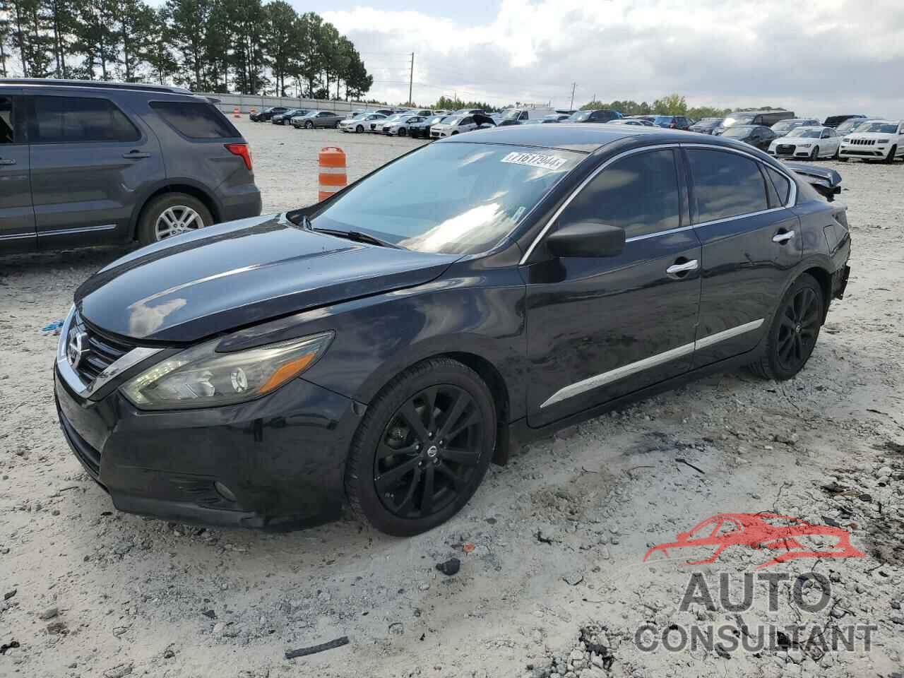 NISSAN ALTIMA 2017 - 1N4AL3AP8HC256590