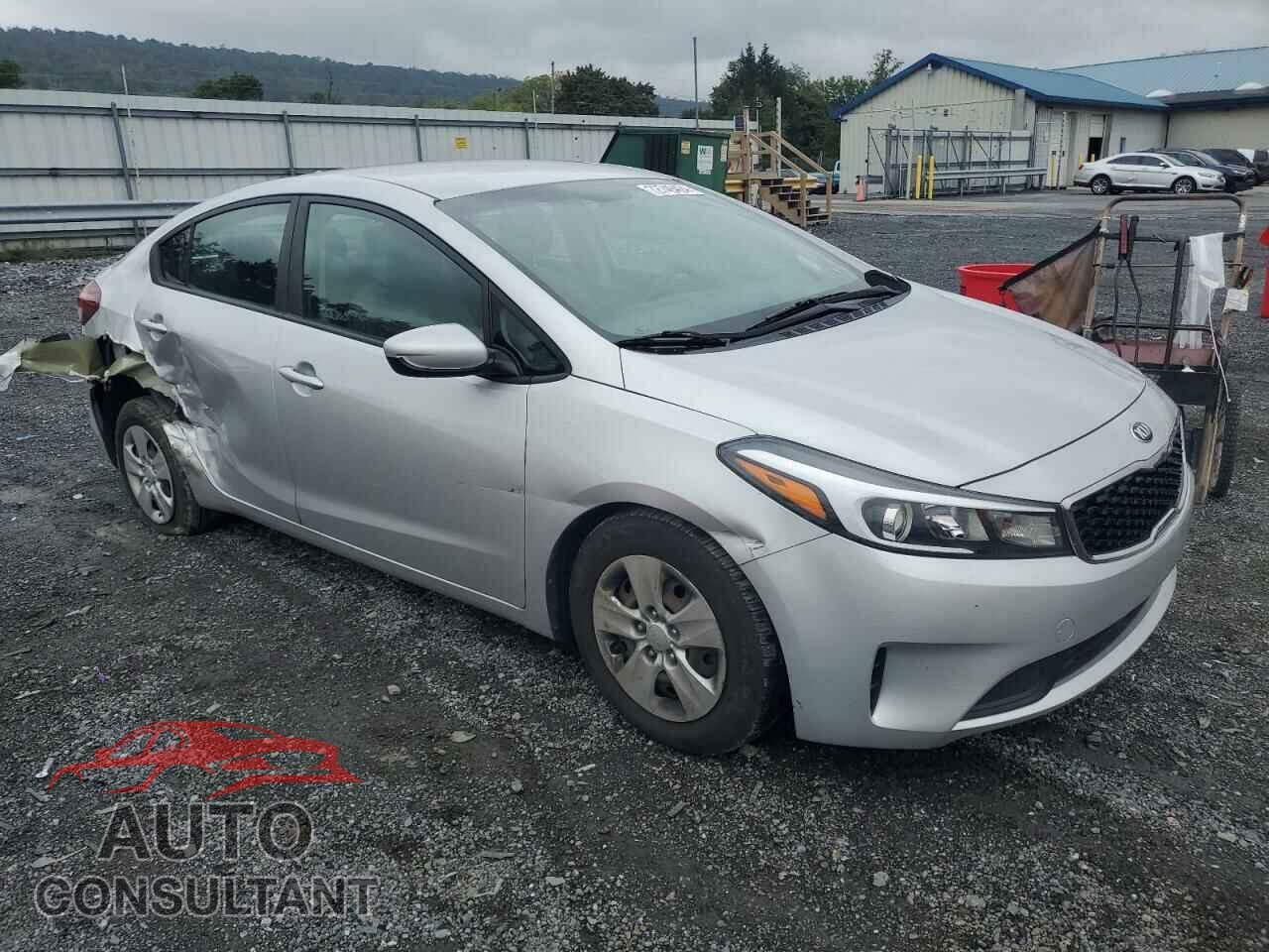 KIA FORTE 2017 - 3KPFL4A77HE066908