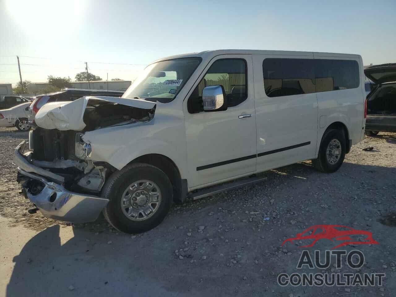 NISSAN NV 2017 - 5BZAF0AA7HN852886