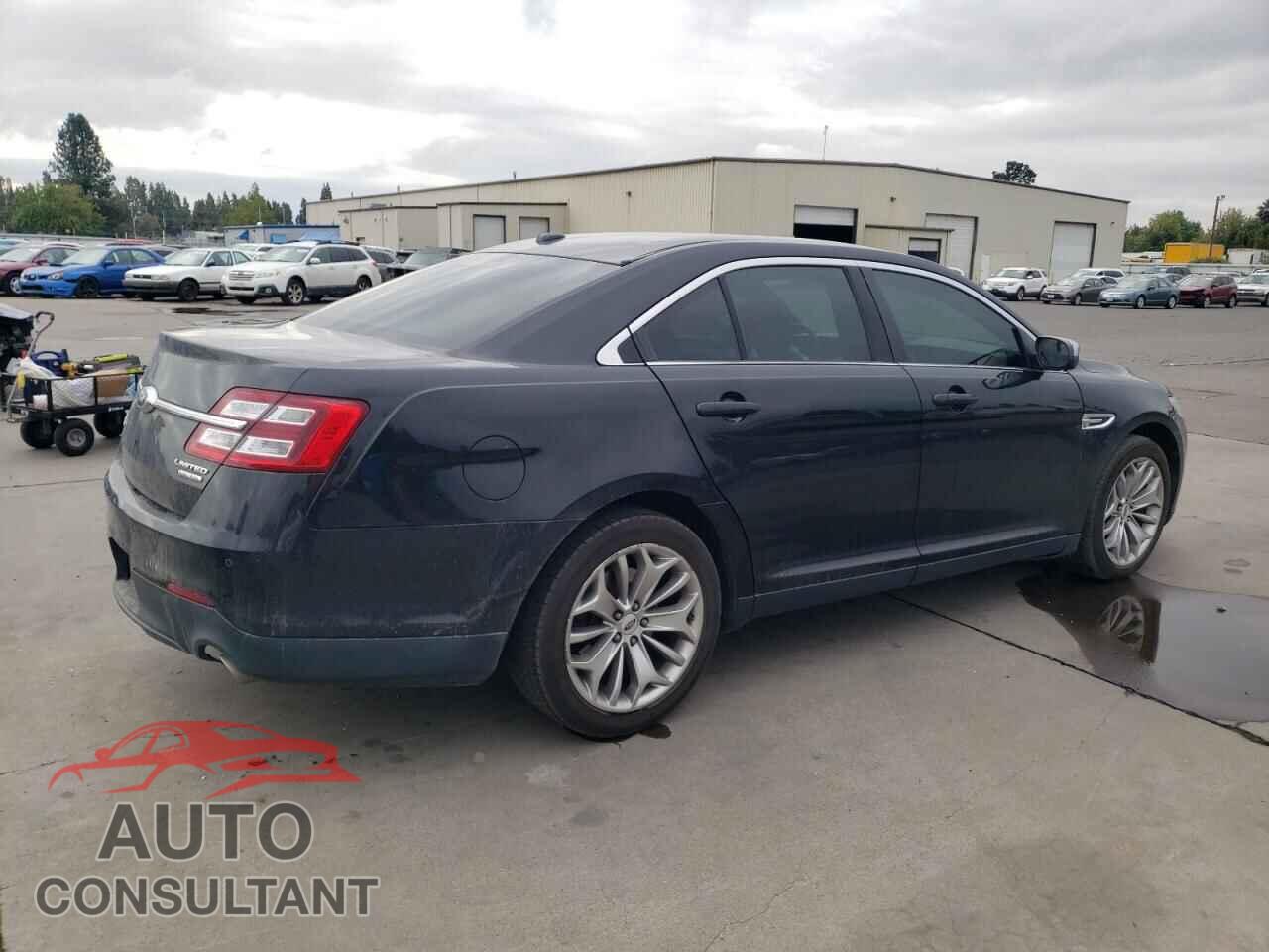 FORD TAURUS 2015 - 1FAHP2F83FG141447
