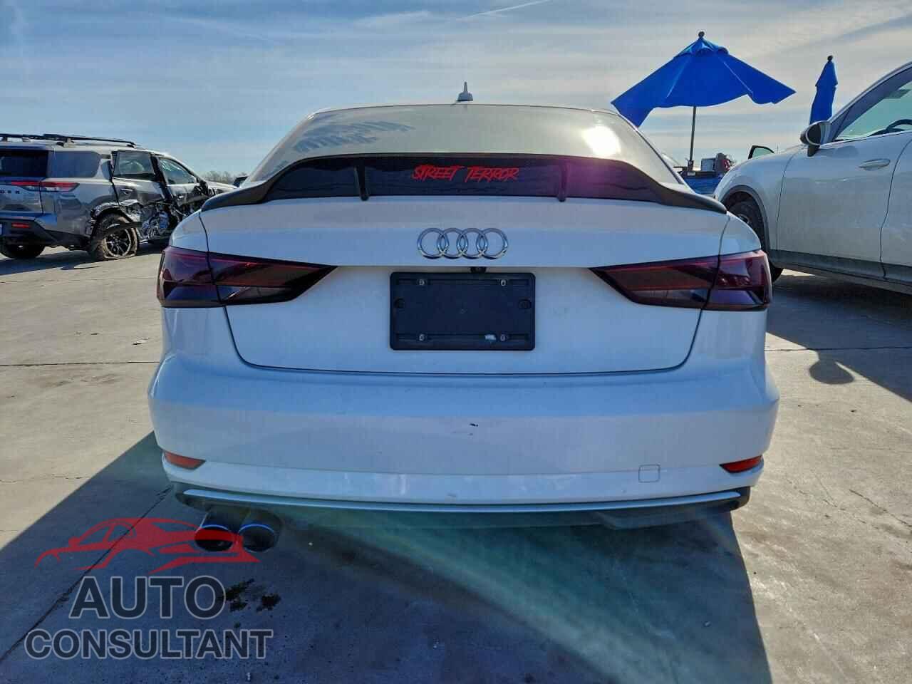 AUDI A3 2018 - WAUAUGFF0J1031237