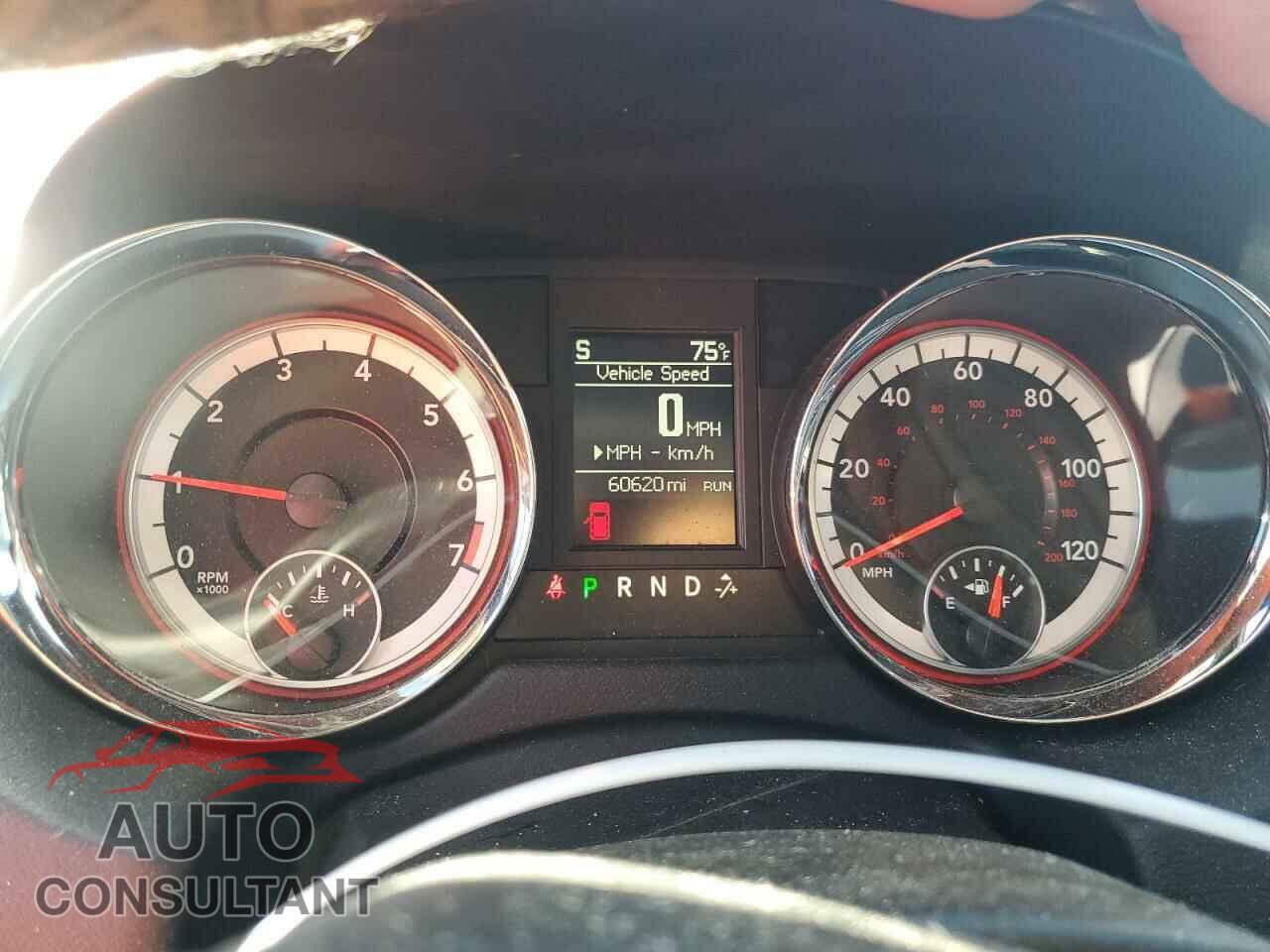 DODGE CARAVAN 2017 - 2C4RDGEG2HR706995