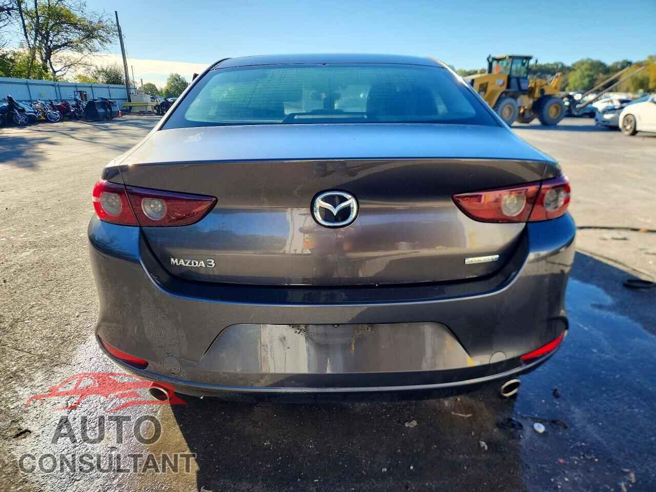 MAZDA 3 2021 - 3MZBPABL3MM201750