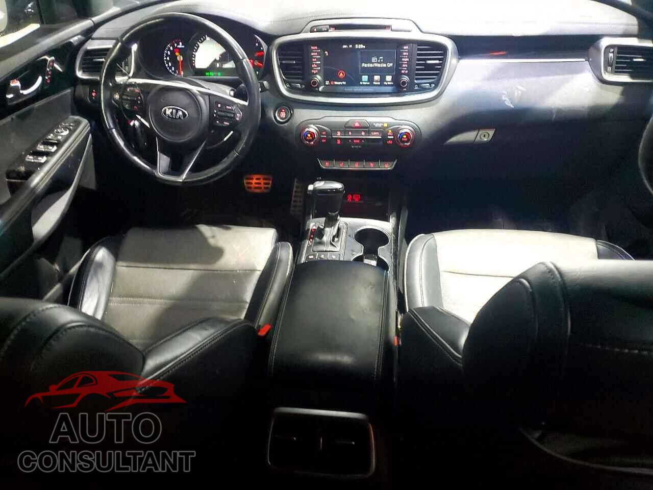 KIA SORENTO 2016 - 5XYPKDA16GG034505