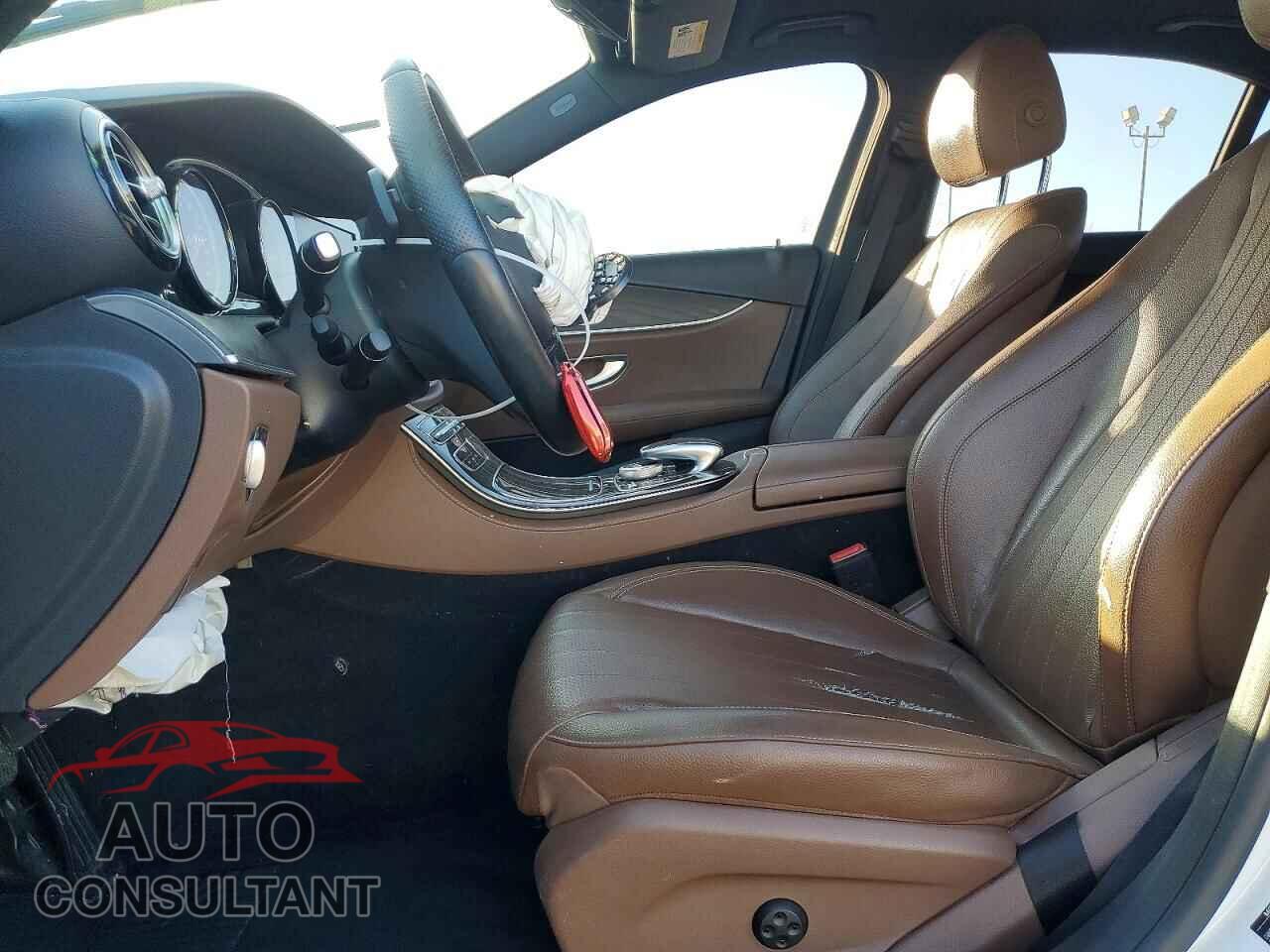 MERCEDES-BENZ E-CLASS 2017 - WDDZF4JB8HA042702