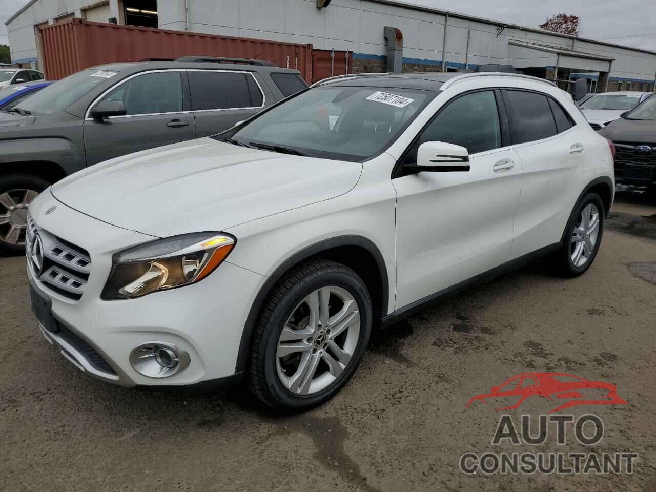 MERCEDES-BENZ GLA-CLASS 2018 - WDCTG4GB5JJ479982