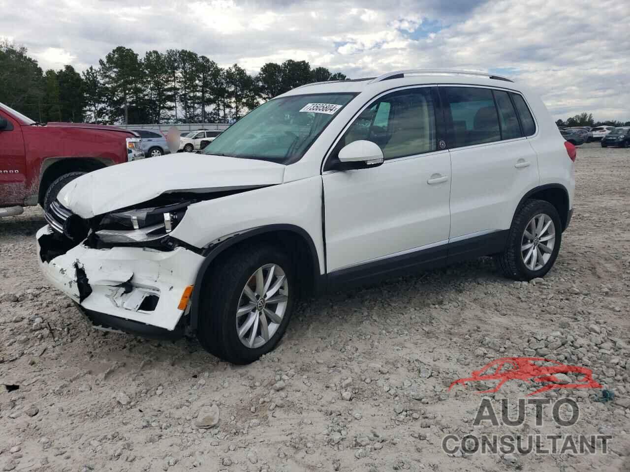 VOLKSWAGEN TIGUAN 2017 - WVGRV7AX6HW509754