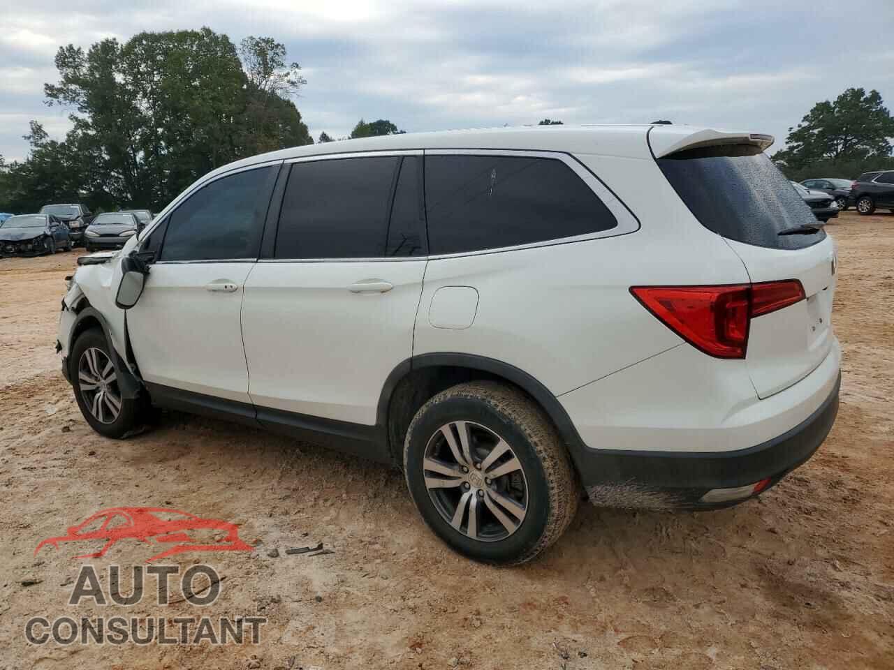 HONDA PILOT 2017 - 5FNYF5H32HB042695