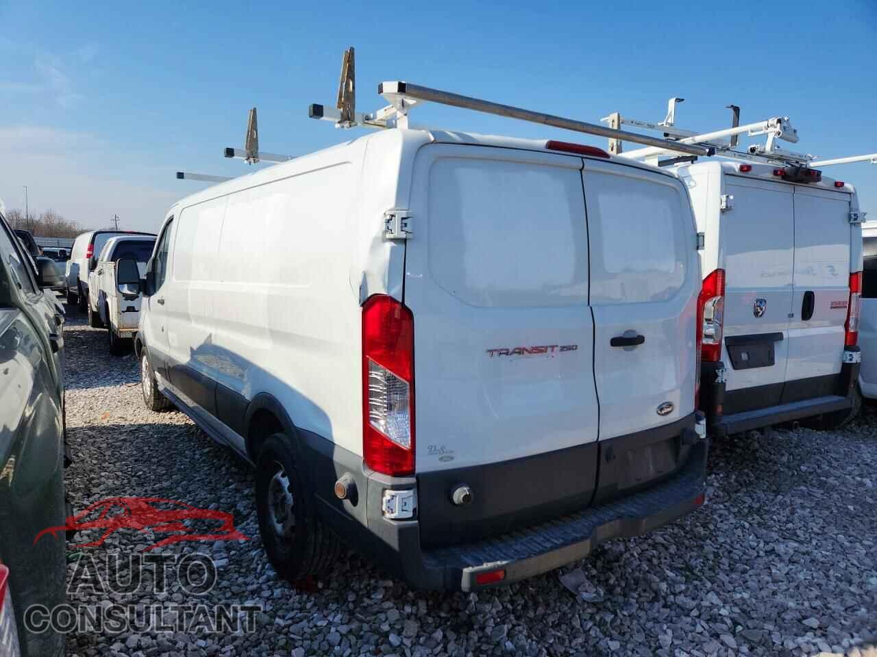 FORD TRANSIT 2017 - 1FTYR2ZM9HKA35226