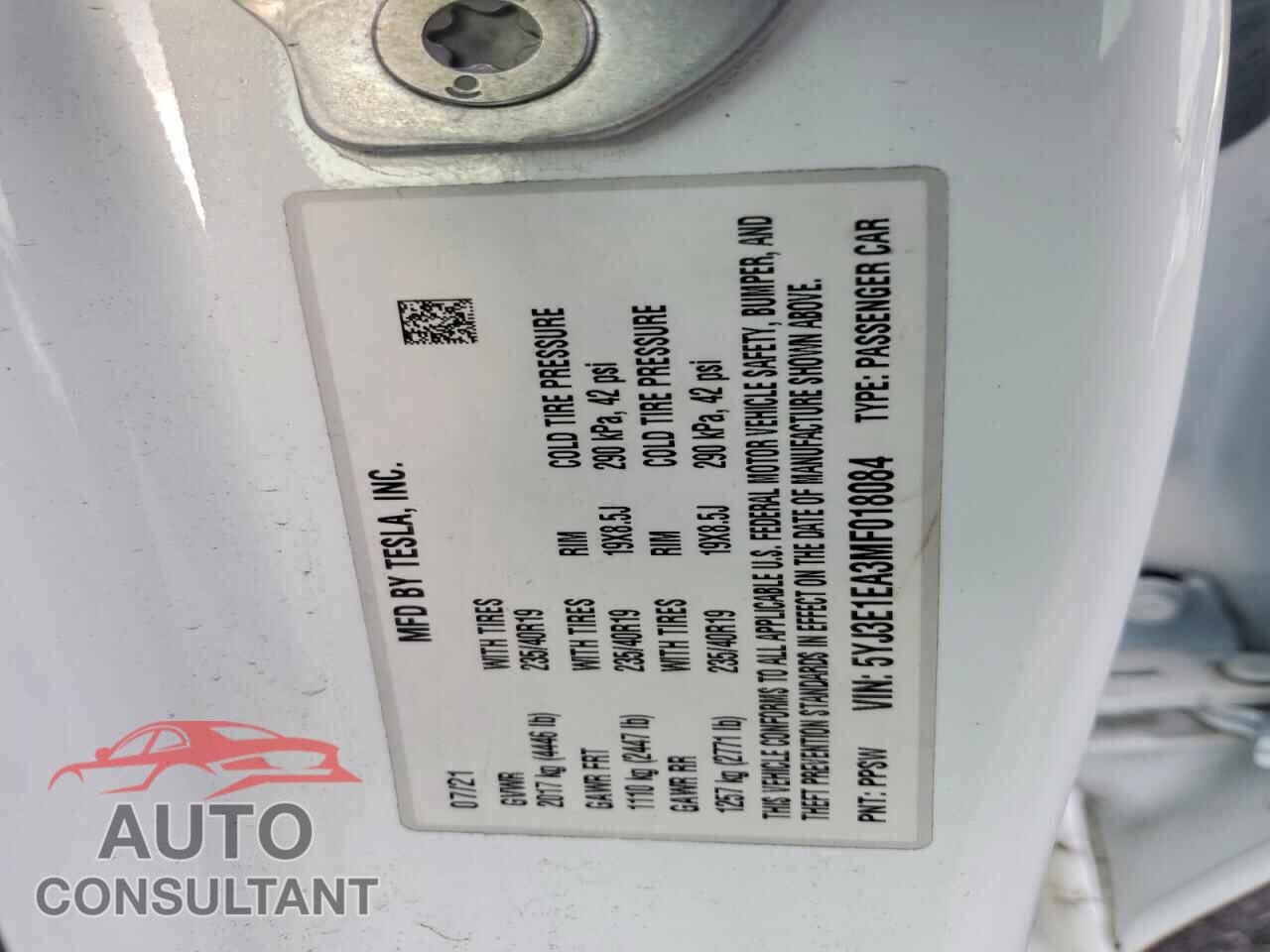 TESLA MODEL 3 2021 - 5YJ3E1EA3MF018084