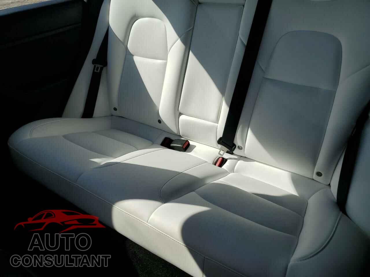 TESLA MODEL 3 2022 - 5YJ3E1EB7NF249807