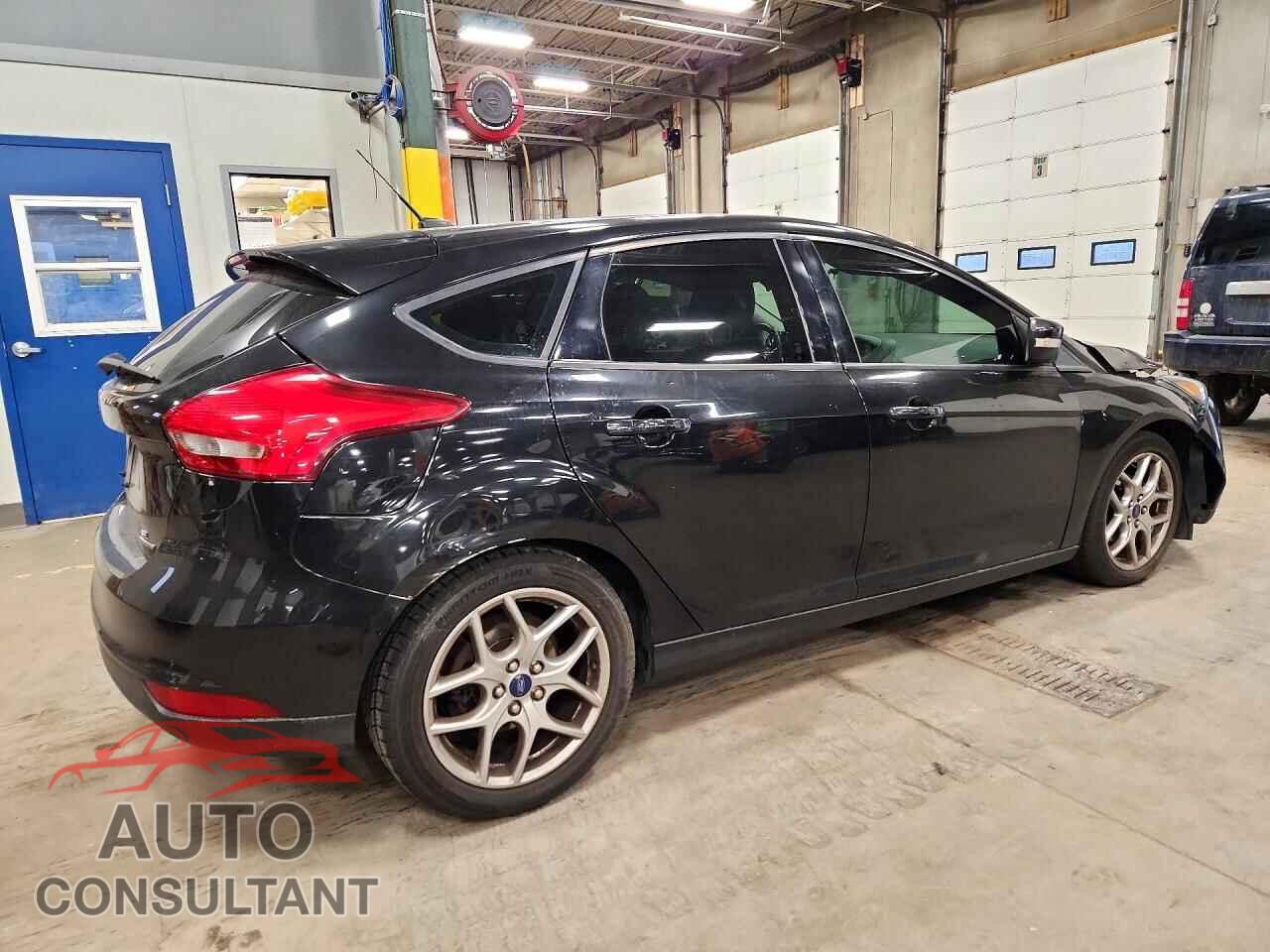 FORD FOCUS 2015 - 1FADP3K22FL302769