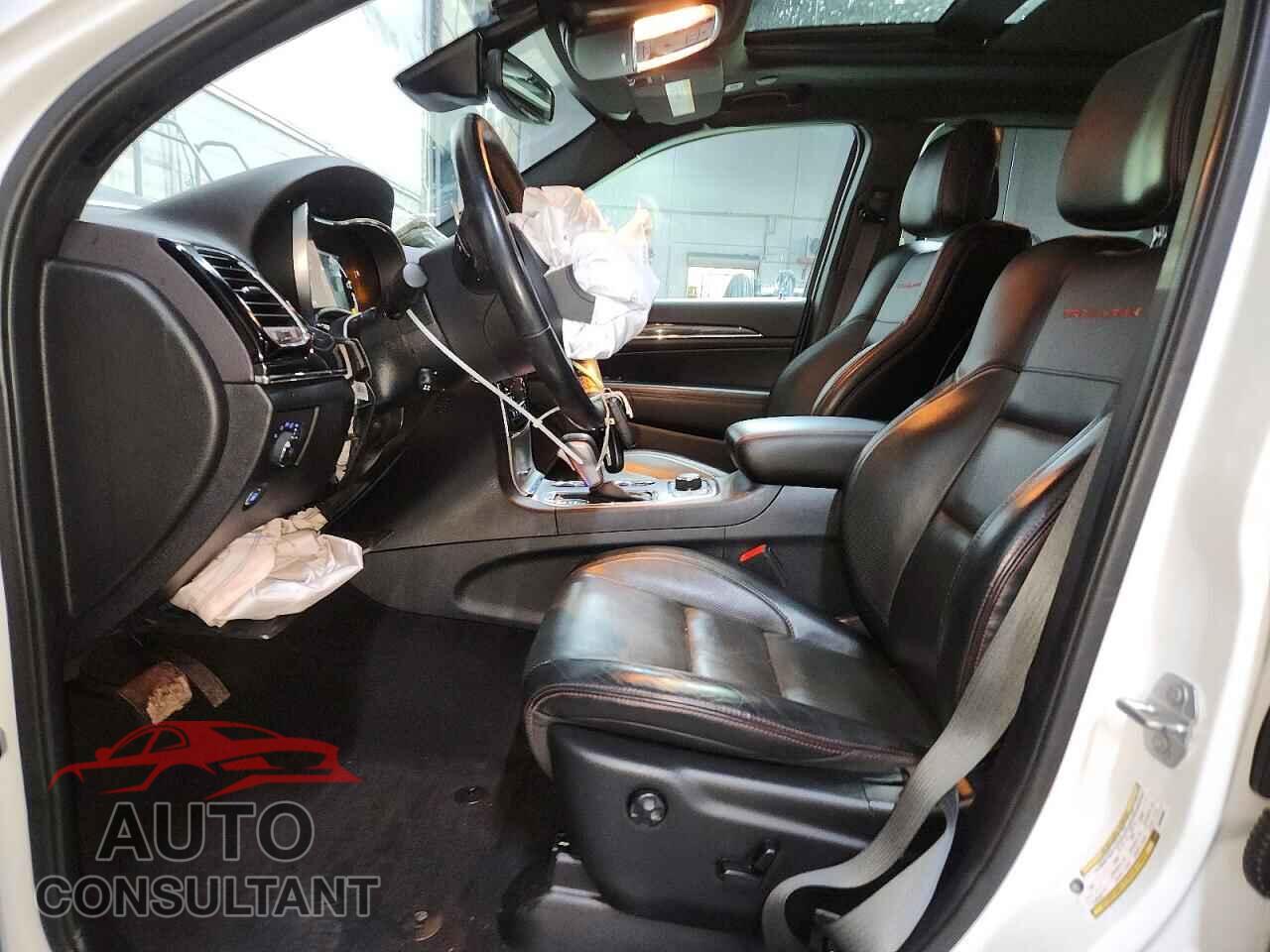 JEEP GRAND CHER 2019 - 1C4RJFLT1KC849830
