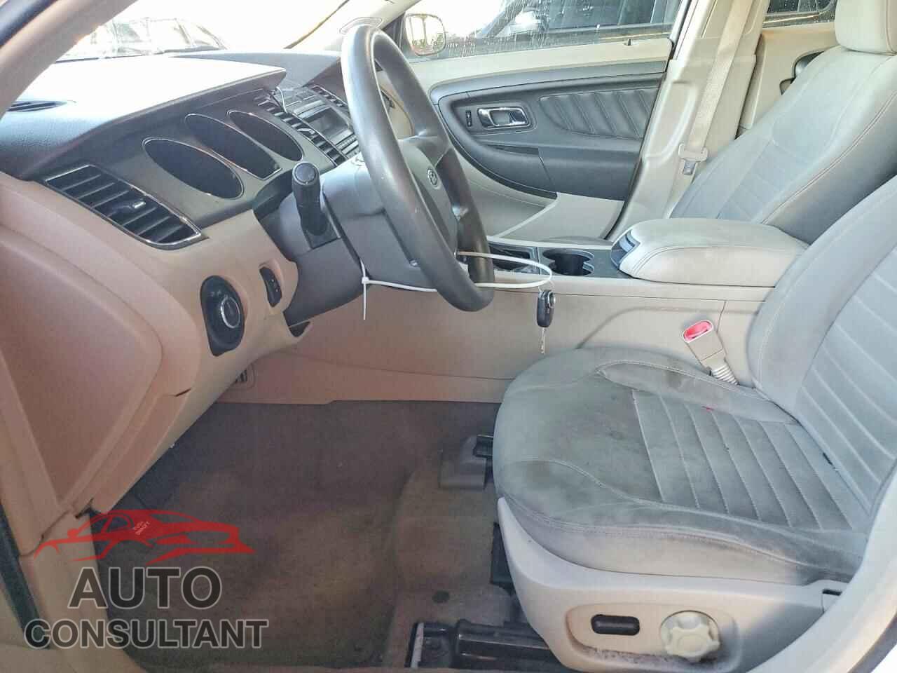FORD TAURUS 2012 - 1FAHP2DW1CG121694