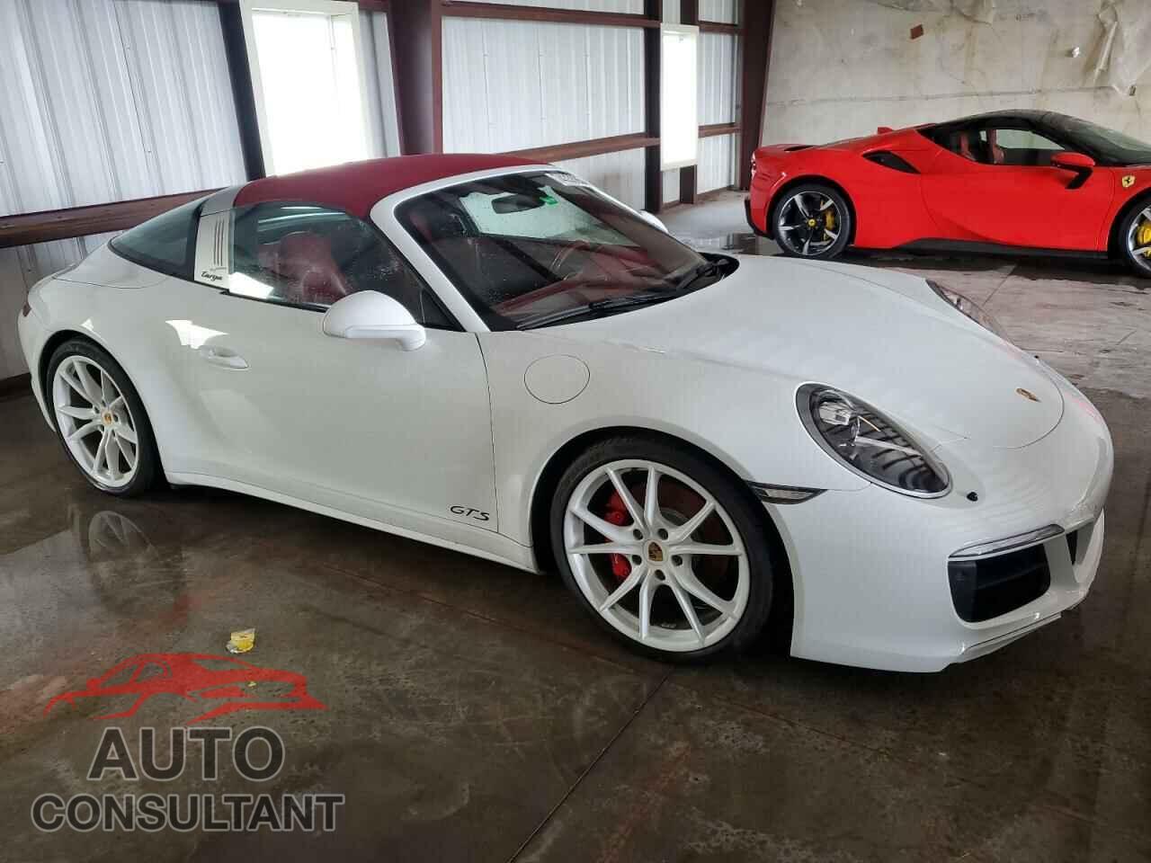 PORSCHE 911 2018 - WP0BB2A92JS134509