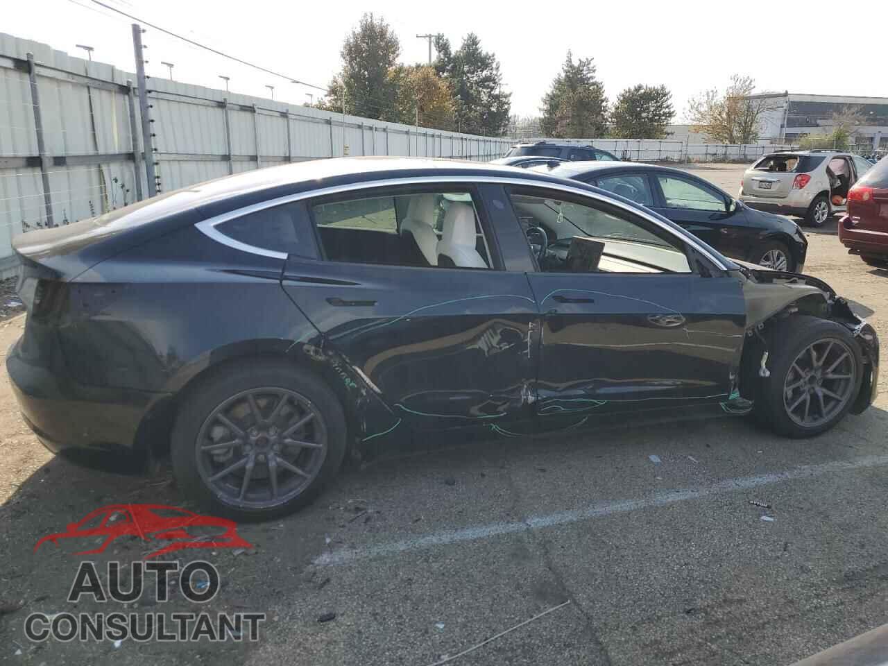 TESLA MODEL 3 2019 - 5YJ3E1EA9KF305121