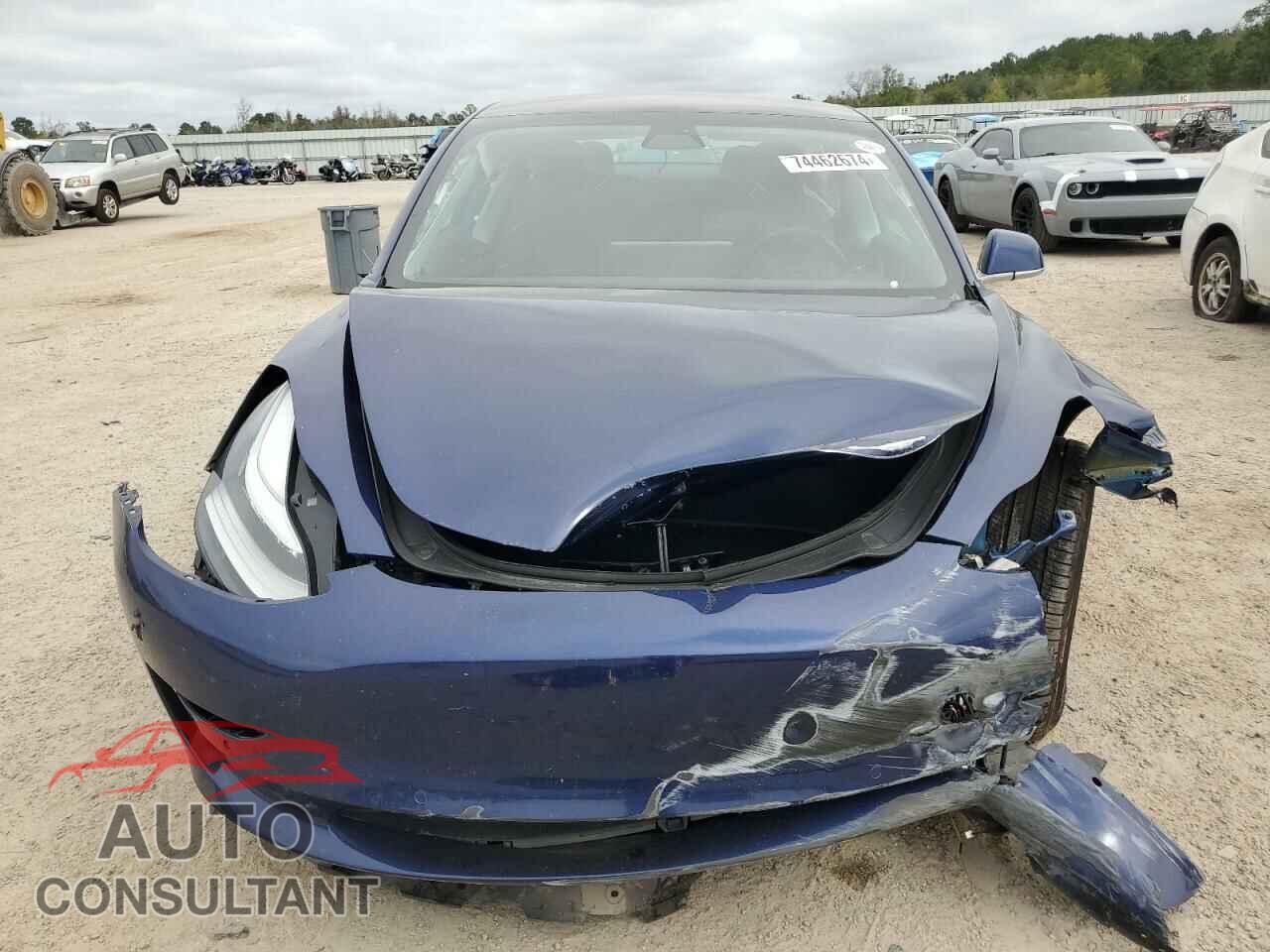 TESLA MODEL 3 2018 - 5YJ3E1EB4JF094563