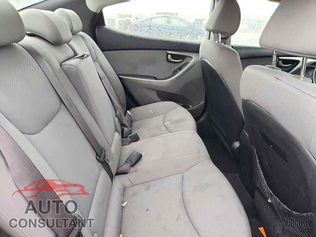 HYUNDAI ELANTRA 2013 - KMHDH4AE7DU521237