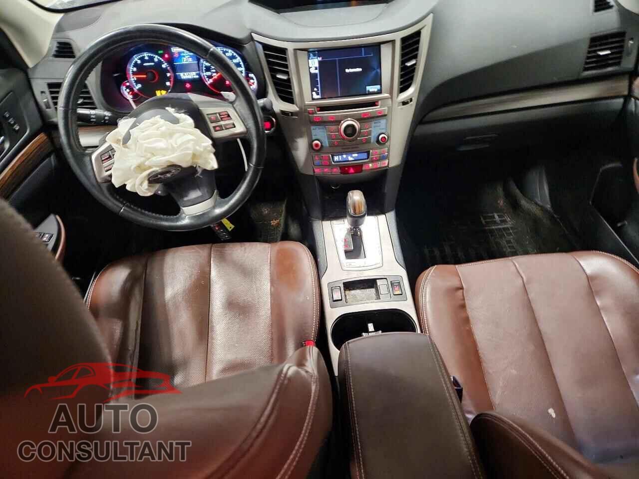 SUBARU OUTBACK 2014 - 4S4BRDPC5E2267017