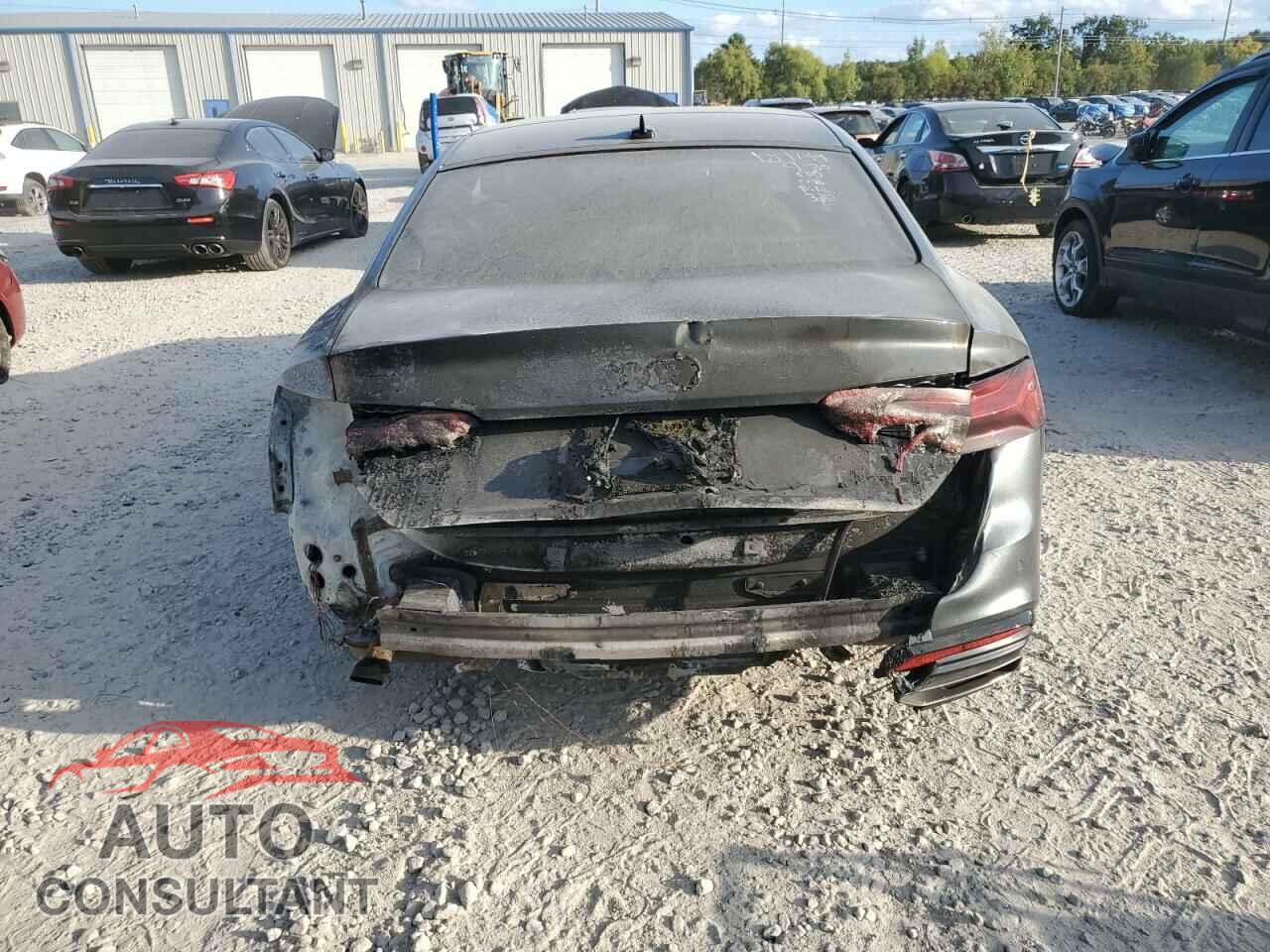 AUDI A5 2021 - WAUTAAF51MA008236
