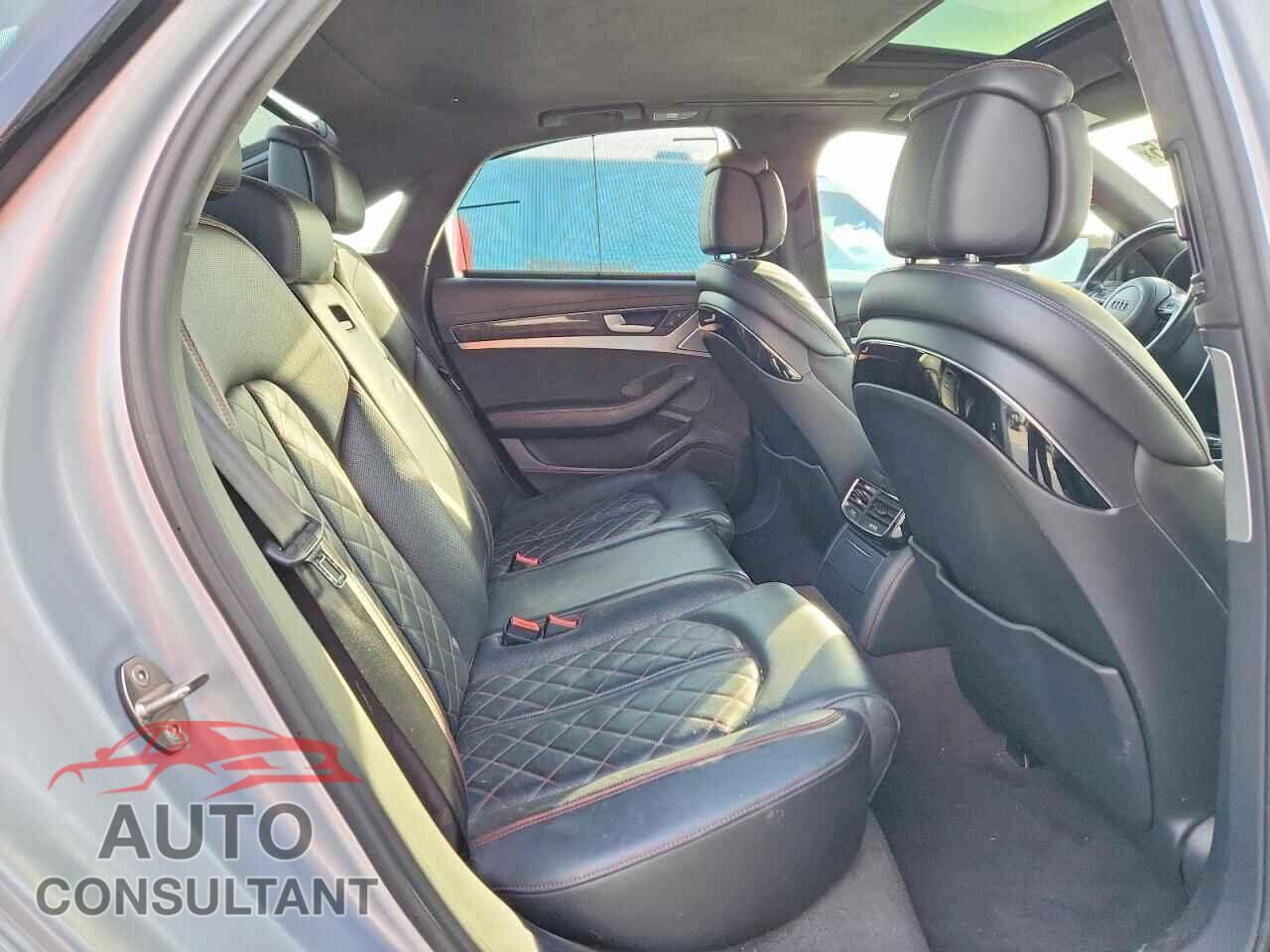 AUDI S8 2017 - WUAJ5AFDXHN900783