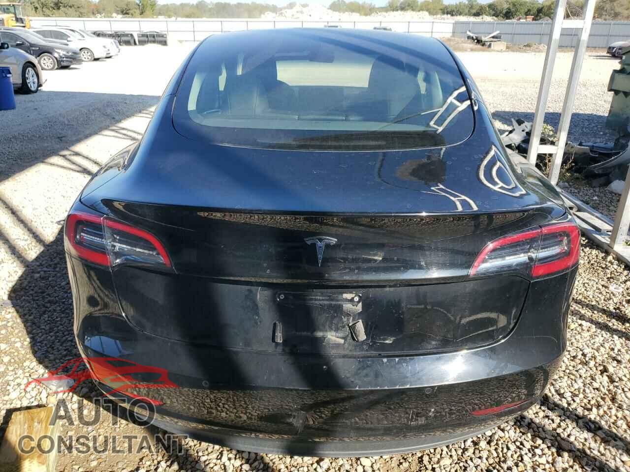 TESLA MODEL 3 2022 - 5YJ3E1EA1NF372431