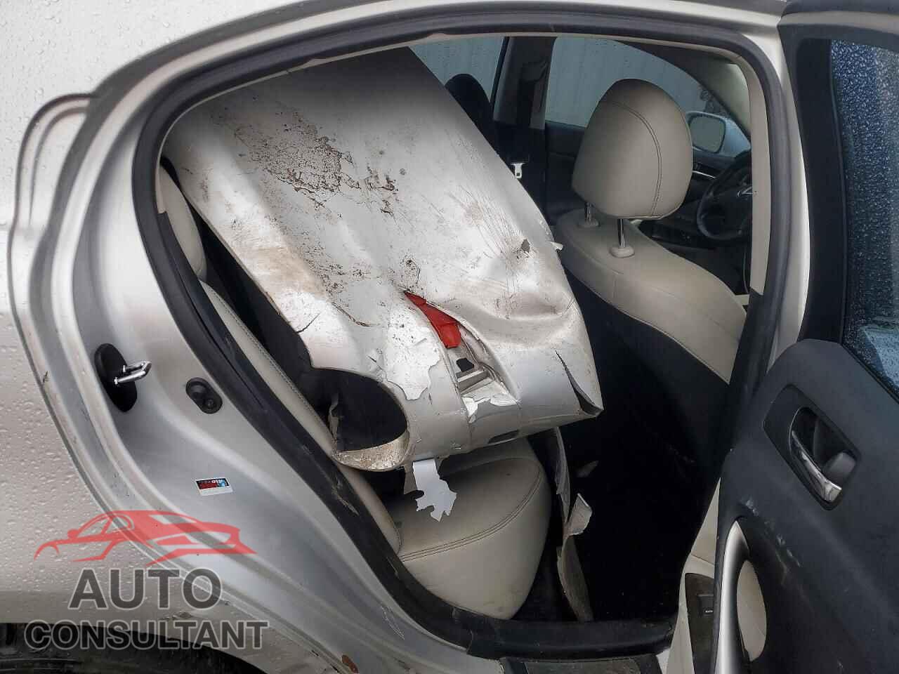 LEXUS IS 2010 - JTHCF5C26A2033000