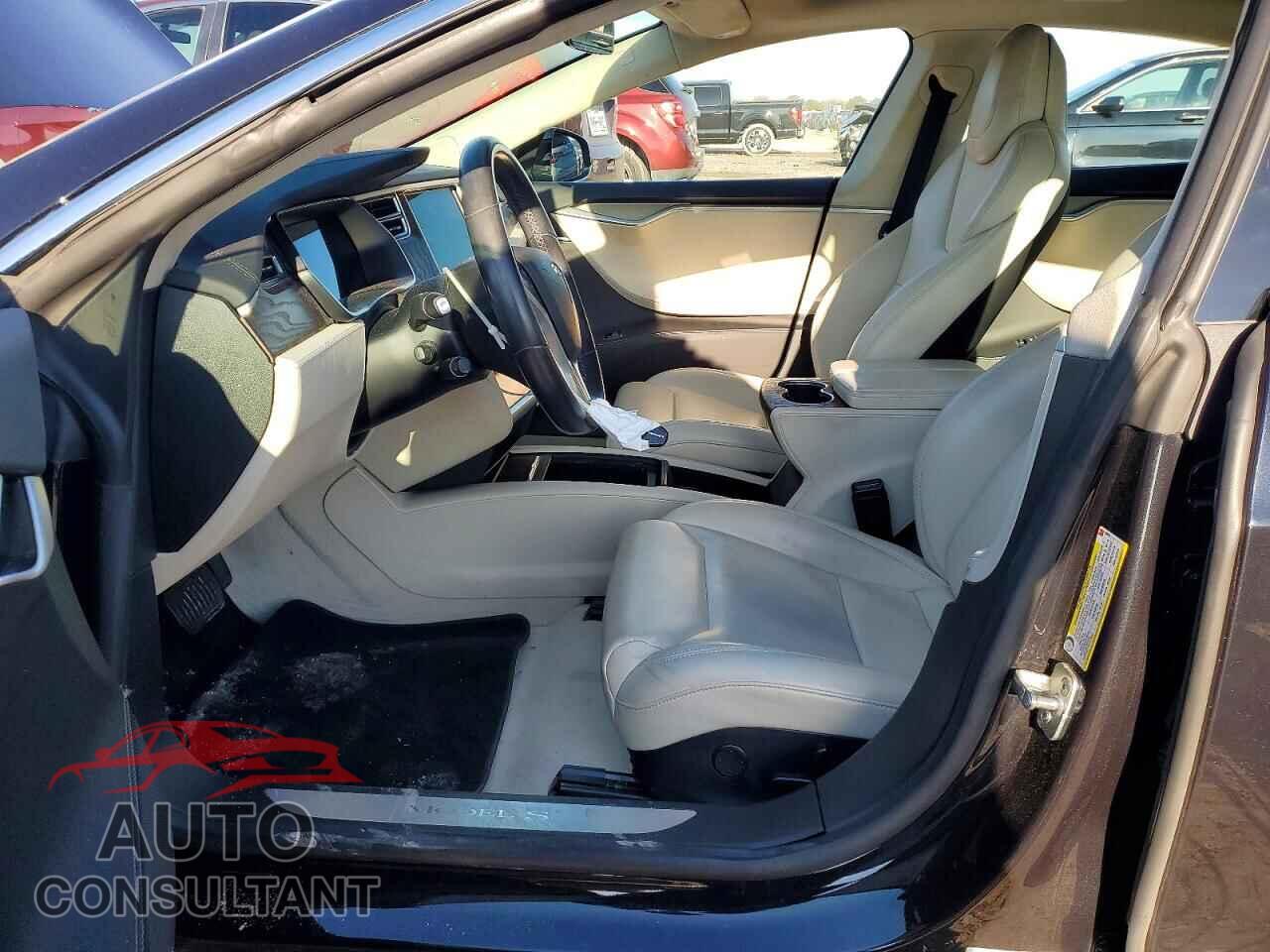 TESLA MODEL S 2017 - 5YJSA1E28HF229870