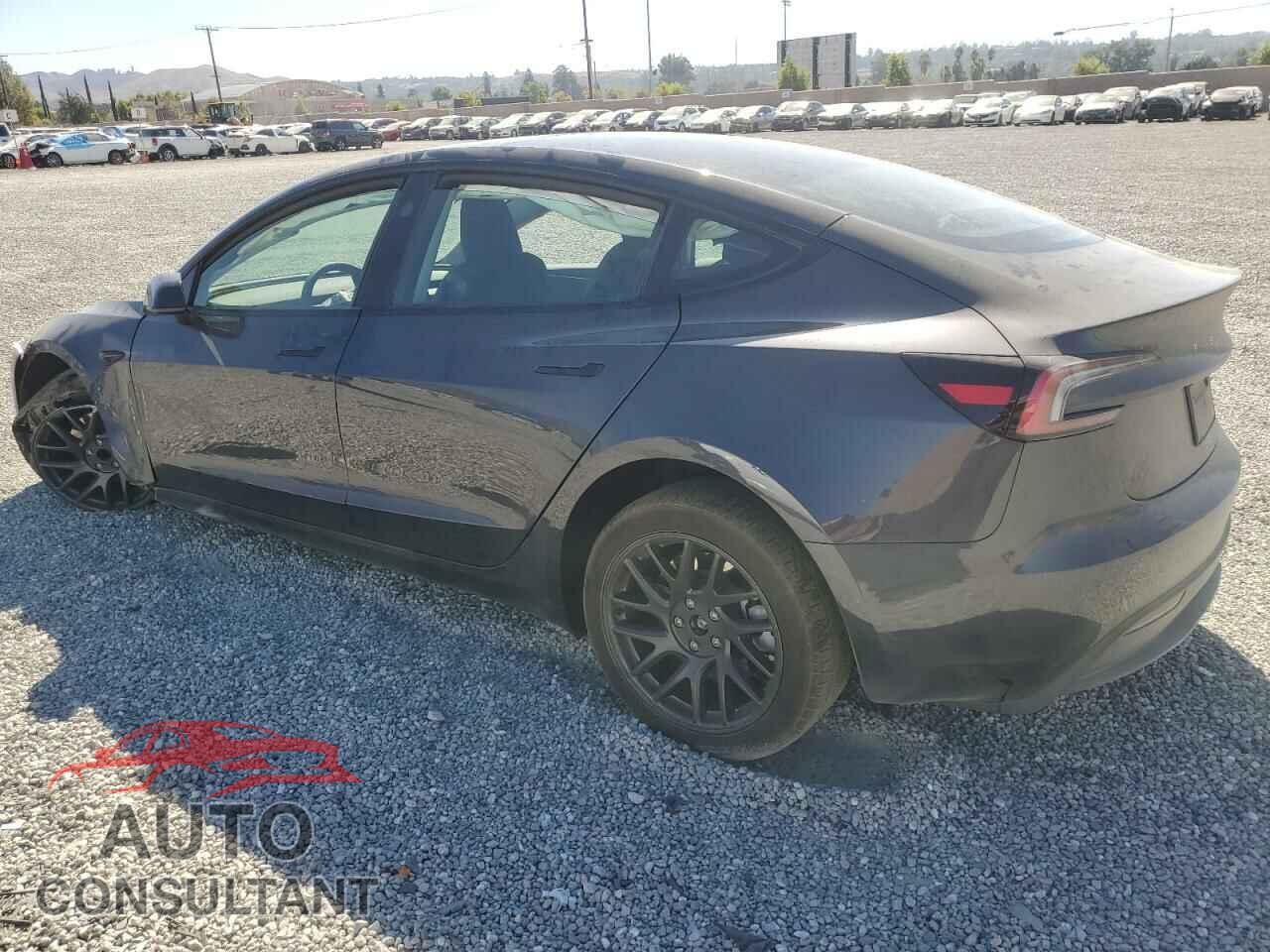 TESLA MODEL 3 2024 - 5YJ3E1EA4RF846815