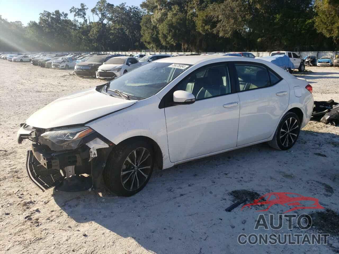 TOYOTA COROLLA 2017 - 5YFBURHE5HP596807