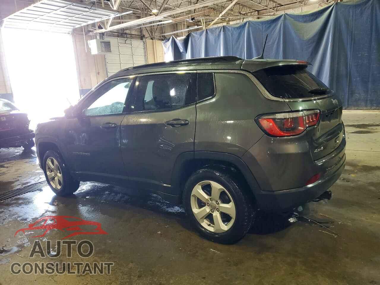 JEEP COMPASS 2018 - 3C4NJDBB7JT342493
