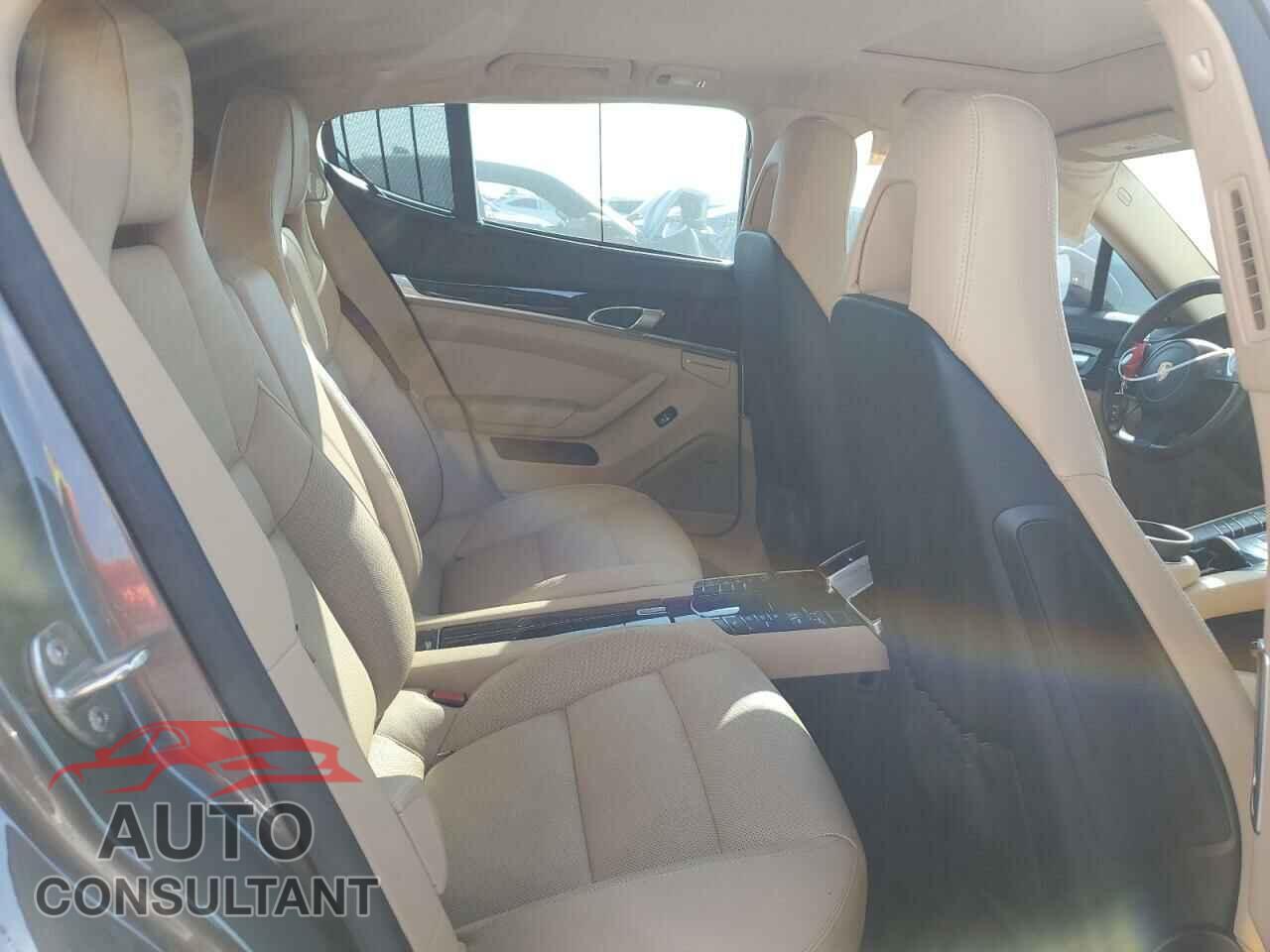 PORSCHE PANAMERA 2016 - WP0AA2A76GL007889