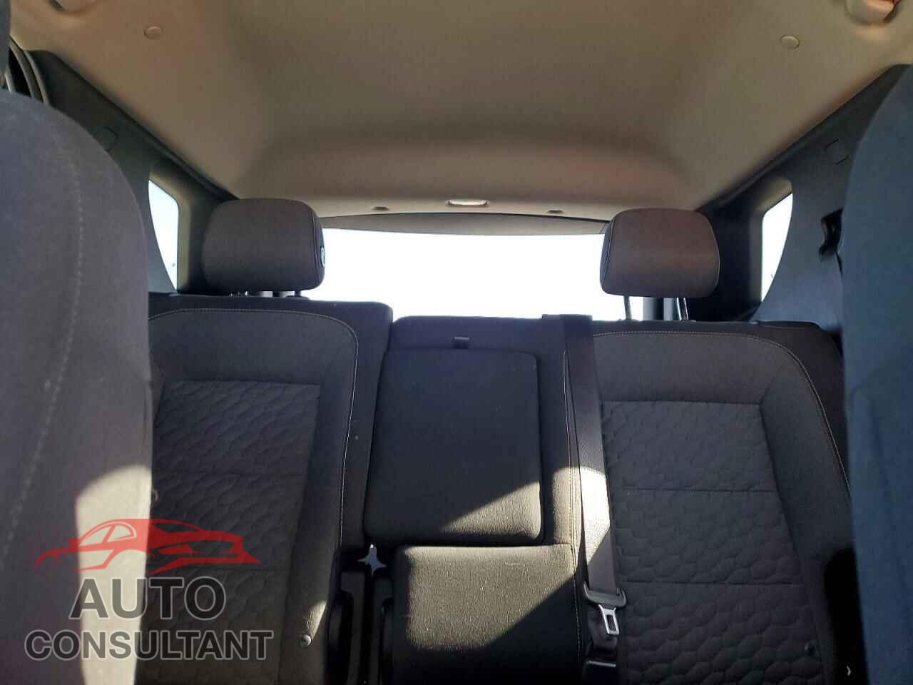 CHEVROLET EQUINOX 2018 - 3GNAXJEV9JS501576