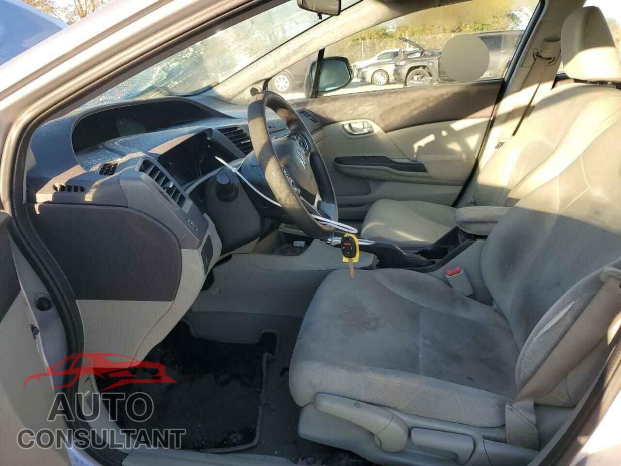 HONDA CIVIC 2012 - 2HGFB2F82CH612439