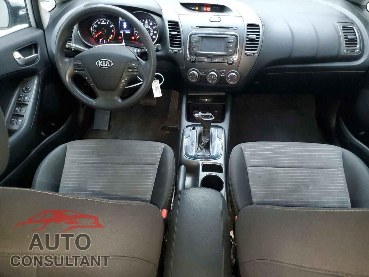 KIA FORTE 2017 - 3KPFL4A73HE117370