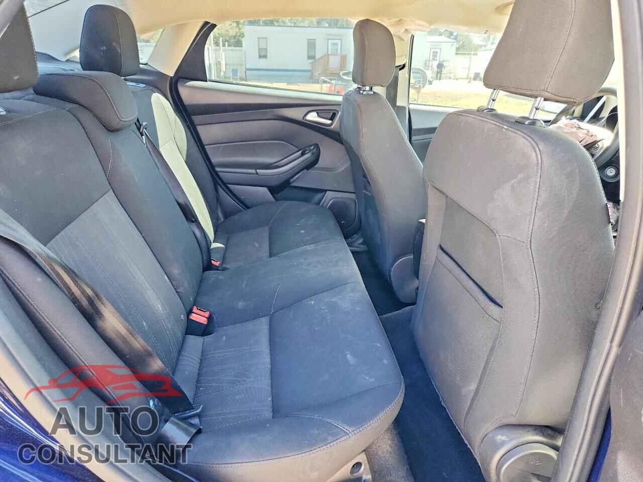 FORD FOCUS 2017 - 1FADP3H28HL322972