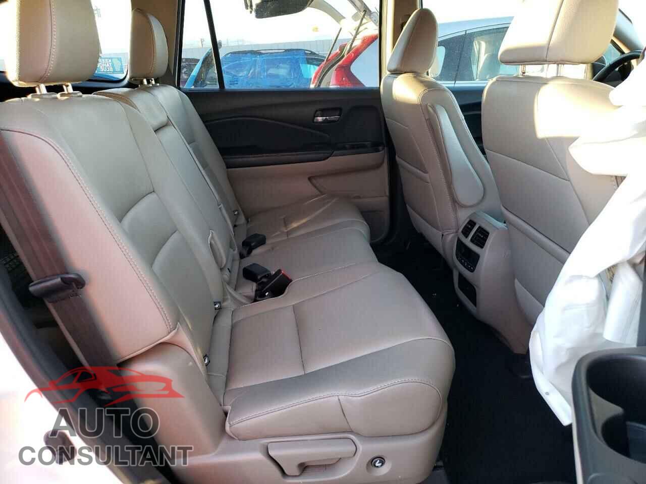 HONDA PILOT 2017 - 5FNYF6H57HB054574