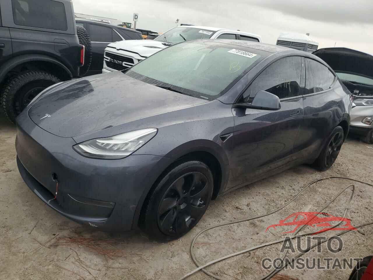 TESLA MODEL Y 2023 - 7SAYGDEE9PA058582