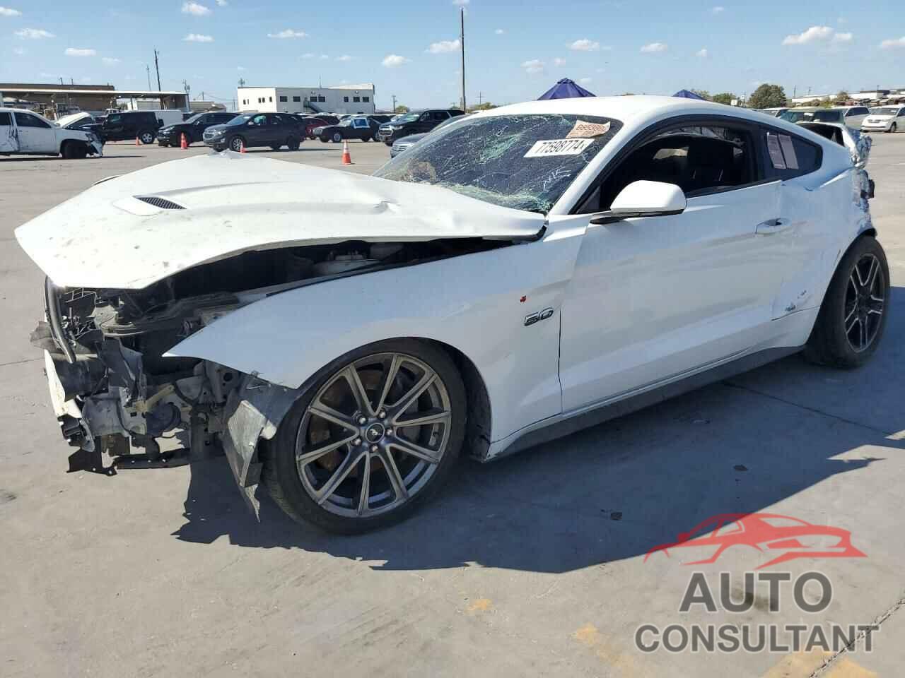 FORD MUSTANG 2019 - 1FA6P8CF5K5168670