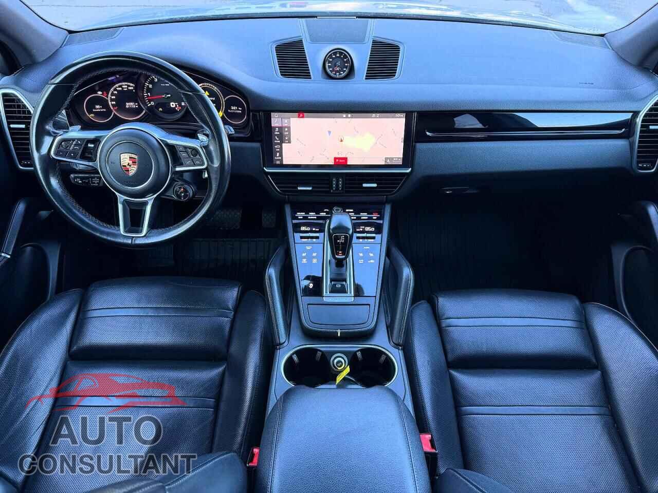 PORSCHE CAYENNE 2019 - WP1AA2AY2KDA00870