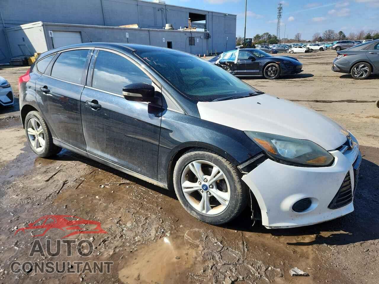 FORD FOCUS 2014 - 1FADP3K28EL426303