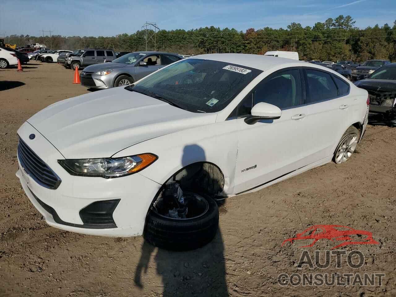 FORD FUSION 2019 - 3FA6P0LU8KR242483