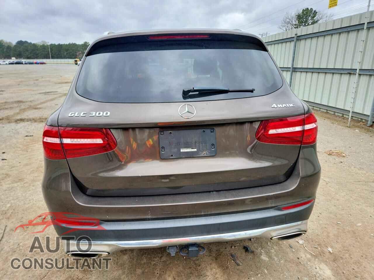 MERCEDES-BENZ GLC-CLASS 2016 - WDC0G4KB7GF082425