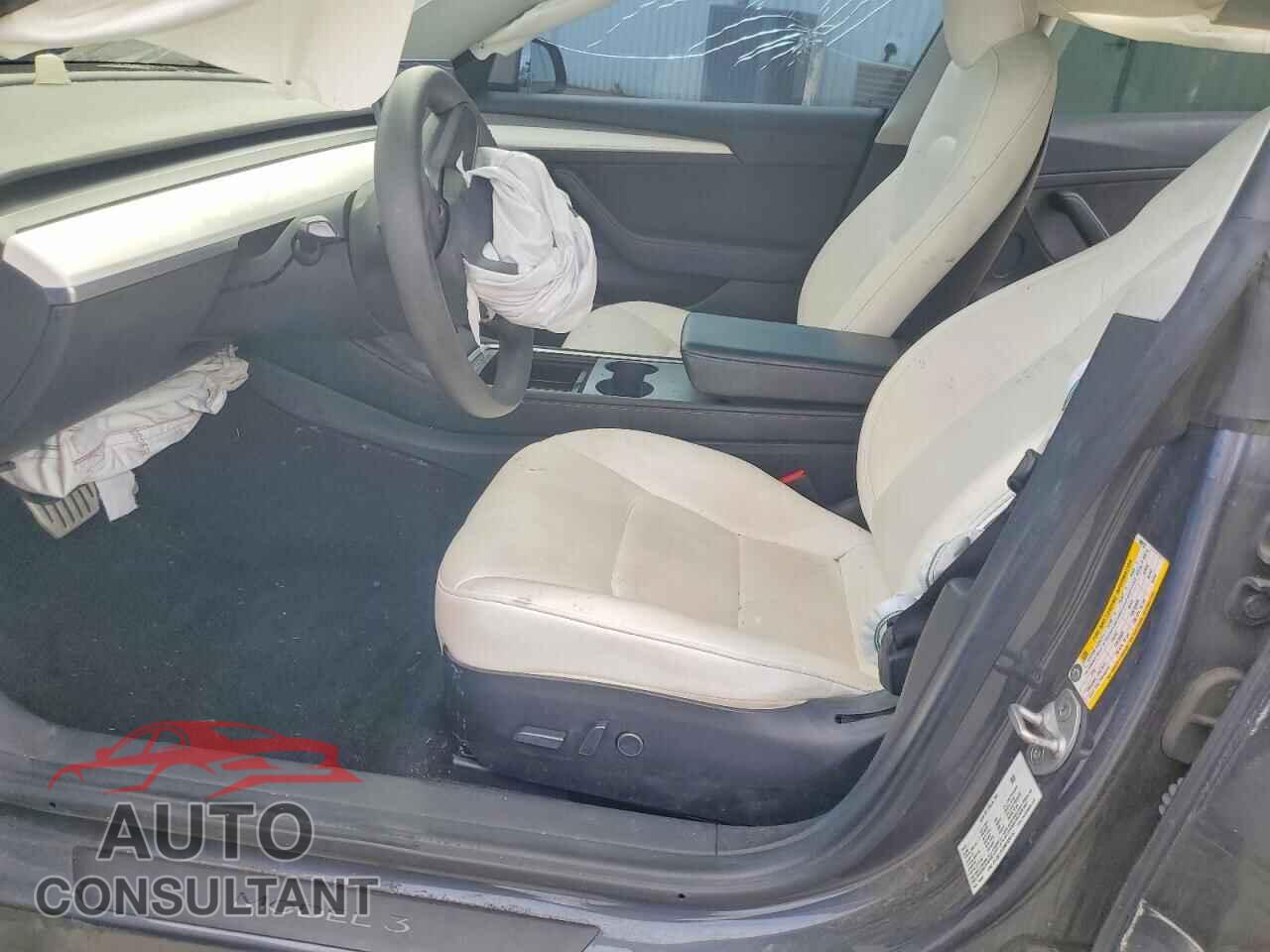 TESLA MODEL 3 2021 - 5YJ3E1EC2MF090153