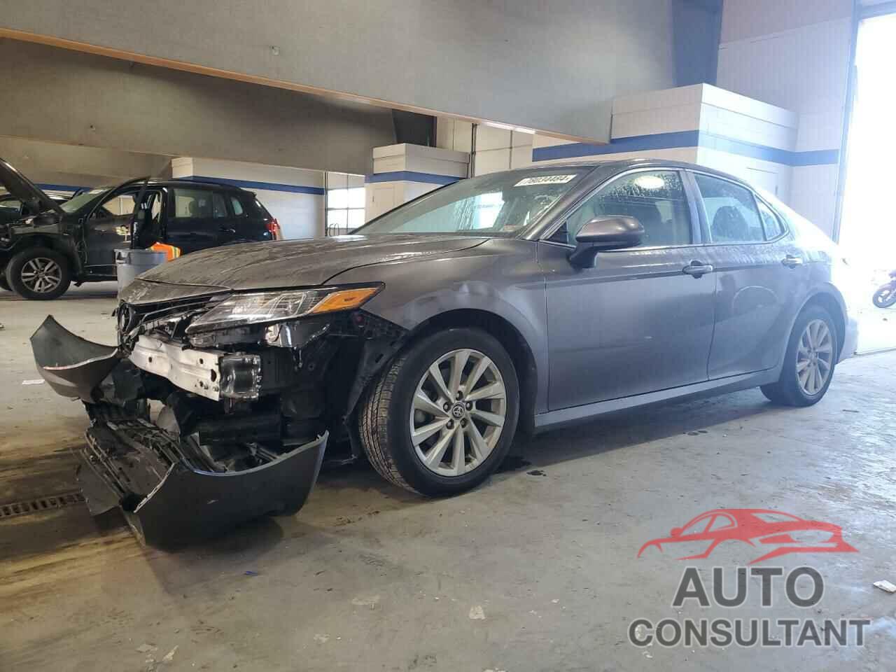 TOYOTA CAMRY 2022 - 4T1C11AK0NU651365