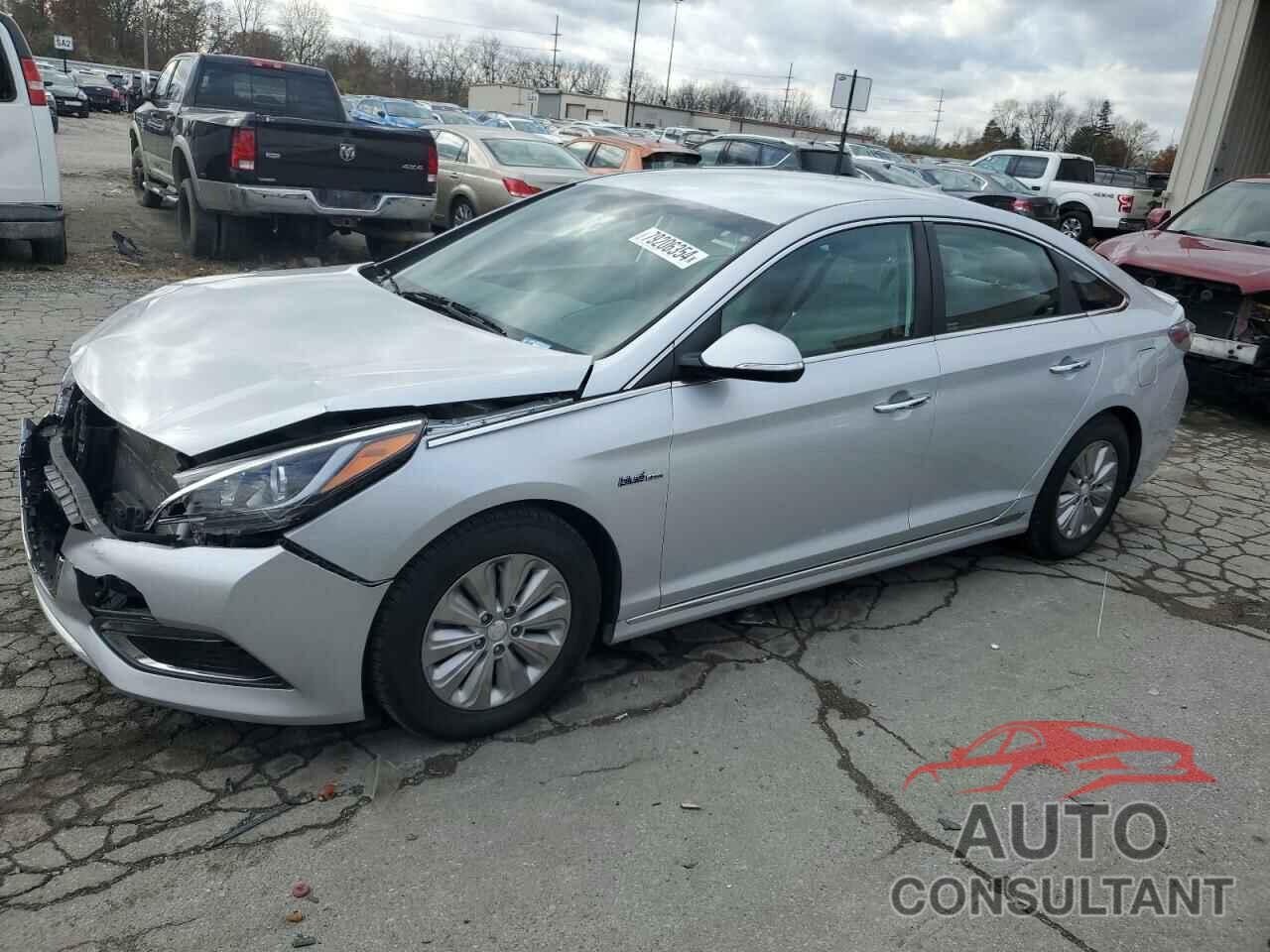 HYUNDAI SONATA 2016 - KMHE24L16GA022533